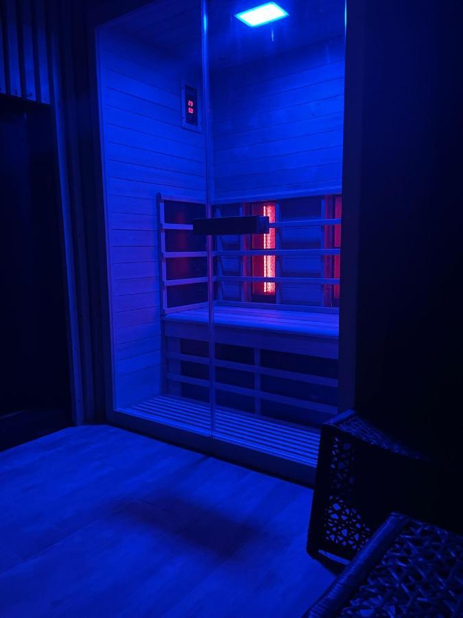 La Suite Grenoble Spa Jacuzzi Et Sauna Privatif Exterior photo